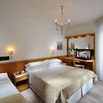 Grand Playa 4*