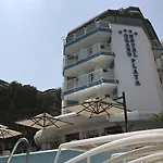 Otel Grand Playa 4*