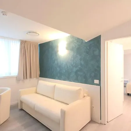 Hotel Grand Playa 4*