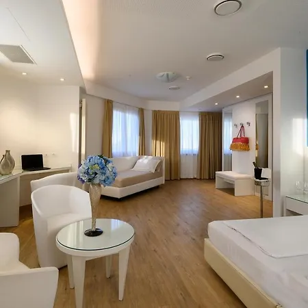 ホテル Grand Playa 4*