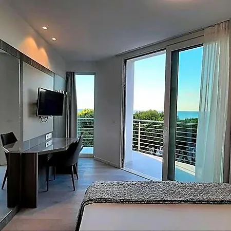 Grand Playa 4* Λινιάνο Σαμπιαντόρο