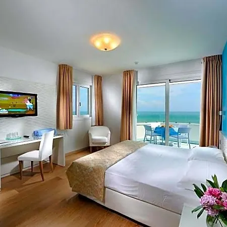 Grand Playa فندق 4*