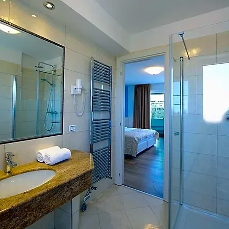 Grand Playa 4* Λινιάνο Σαμπιαντόρο