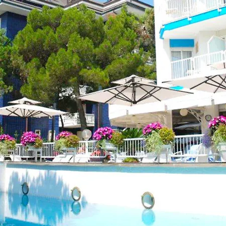 Grand Playa Ξενοδοχείο 4*