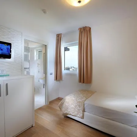 Hotel Grand Playa 4*