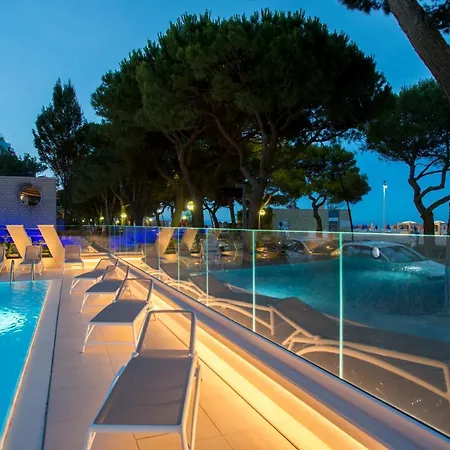 Grand Playa Hotel