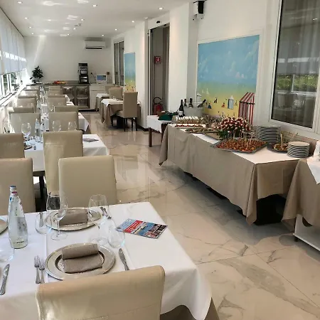 Grand Playa Hotel 4*